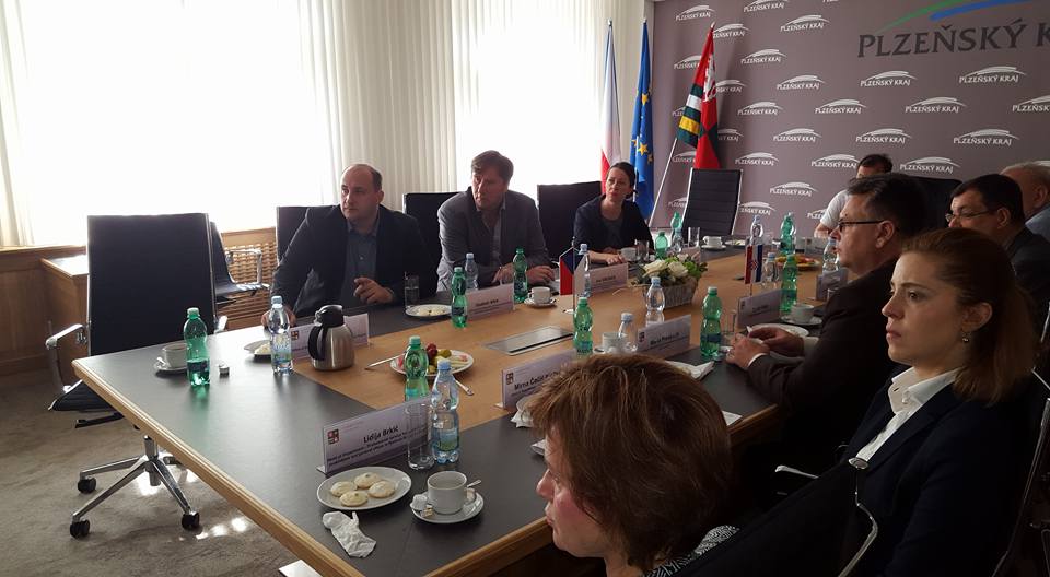 13240490_1144982928897873_2825373399317677667_n