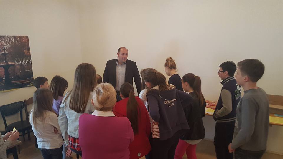 13240071_1142316515831181_886644411882193069_n