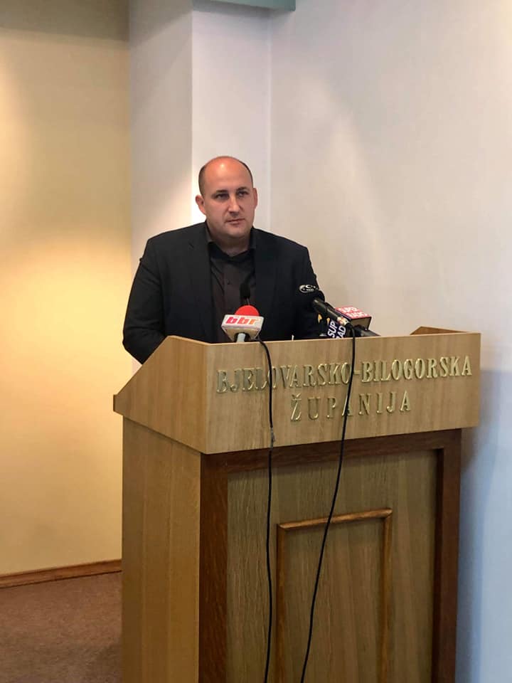 46449483_2161542863908536_6462321601605009408_n