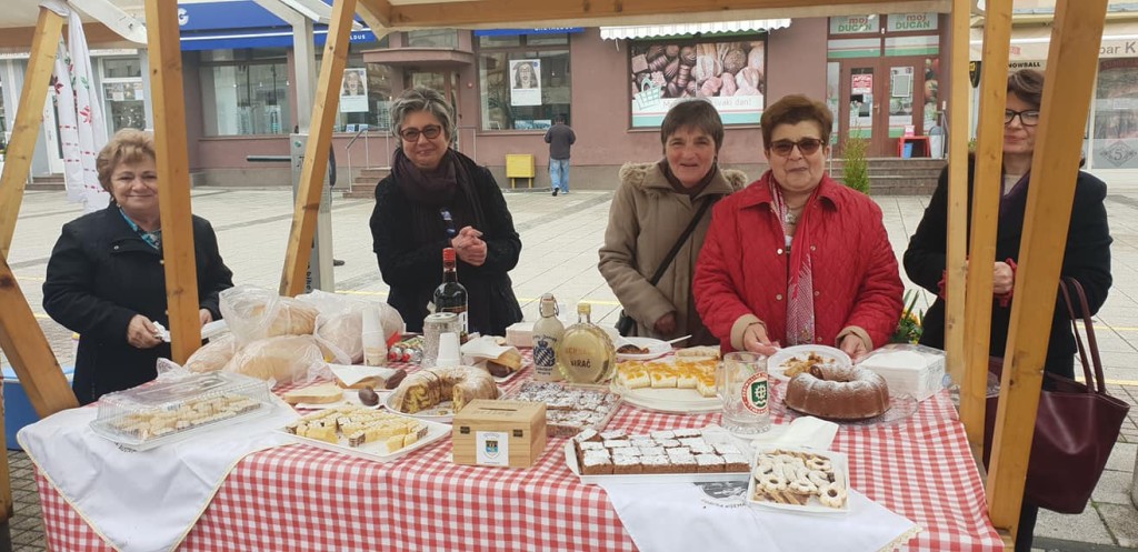 56894457_2380402788689208_6804085038544584704_o