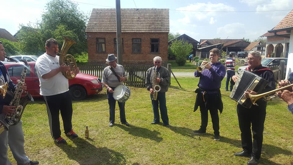 59138247_2305997259453142_8893063385067814912_n