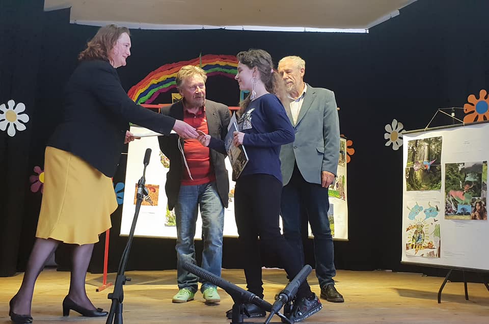 60226105_2423997014329785_4870395941892390912_n