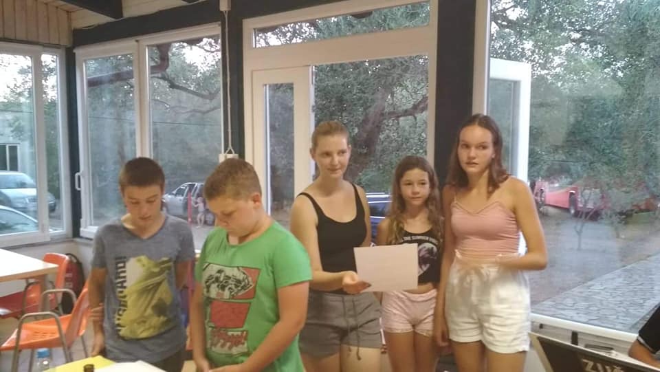 67945812_2590817980981020_1028790318322941952_n