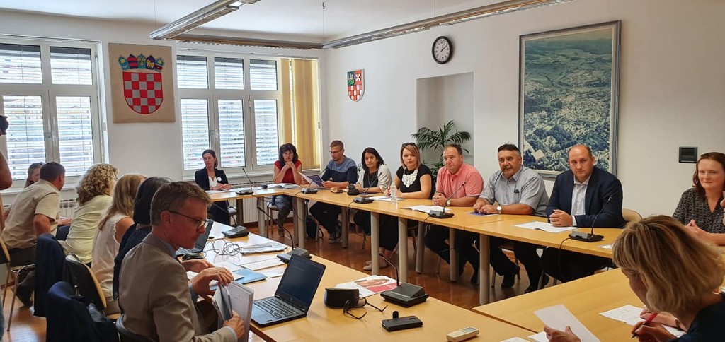 69811729_2639521396110678_1622947585721368576_o