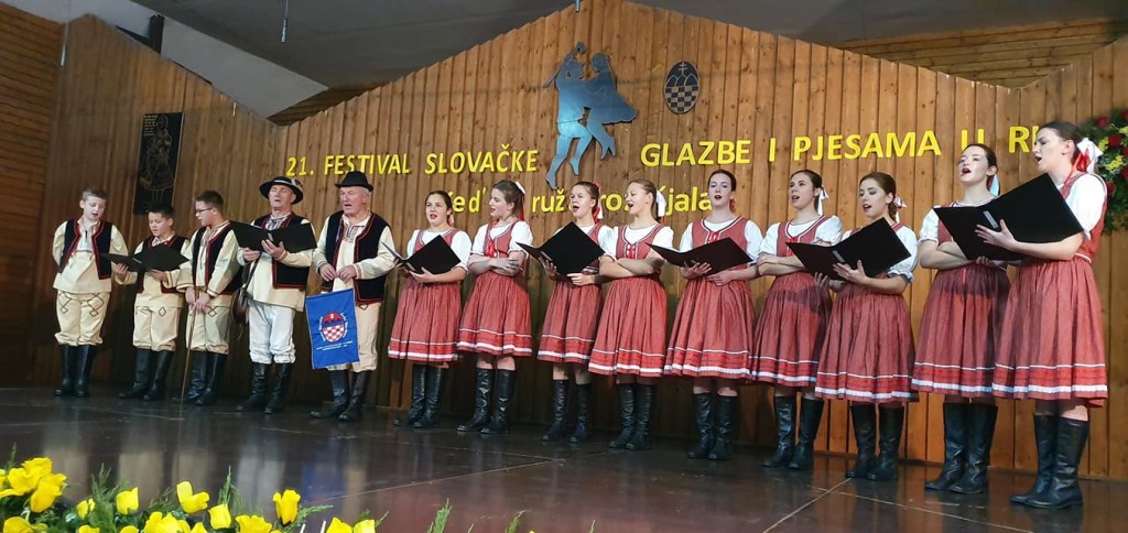 74317308_2765565496839600_3227665487697543168_o