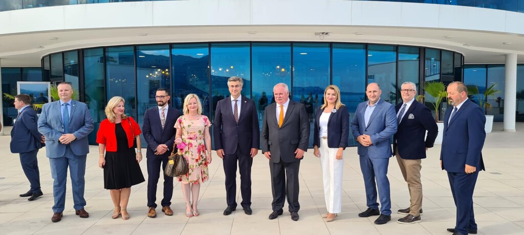 208381727_4374112395984894_8715608135191291512_n