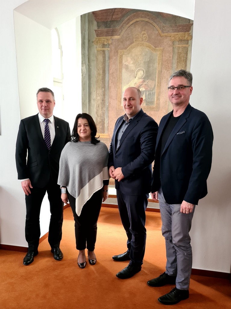 276996287_5248567375206054_4822749359054201737_n