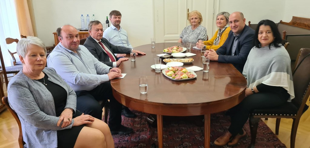 277107079_5250141678381957_71018999026416978_n