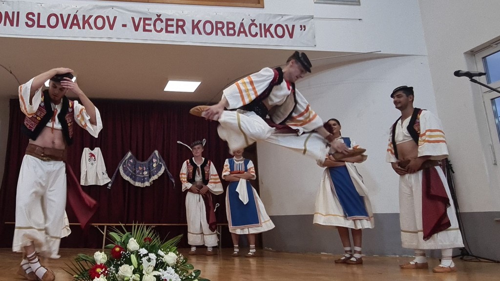 299734927_5647811088615012_5074339040042299484_n