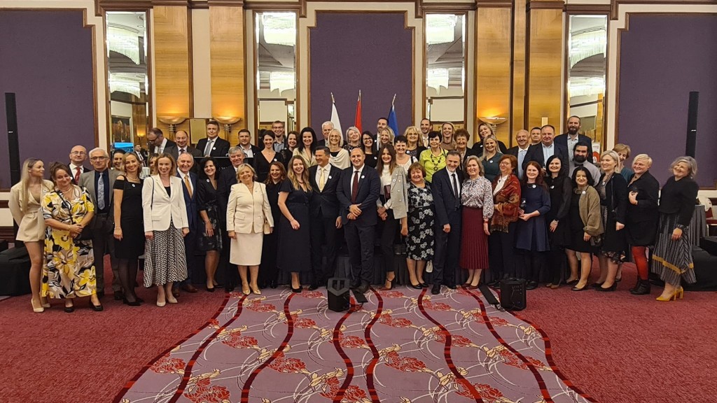 313082914_5843325839063535_8345279101241216608_n