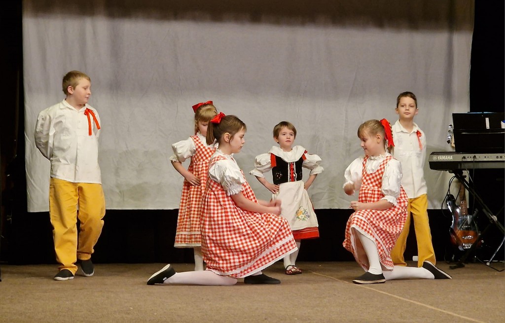 327288064_1634182897036476_8019068519481227663_n