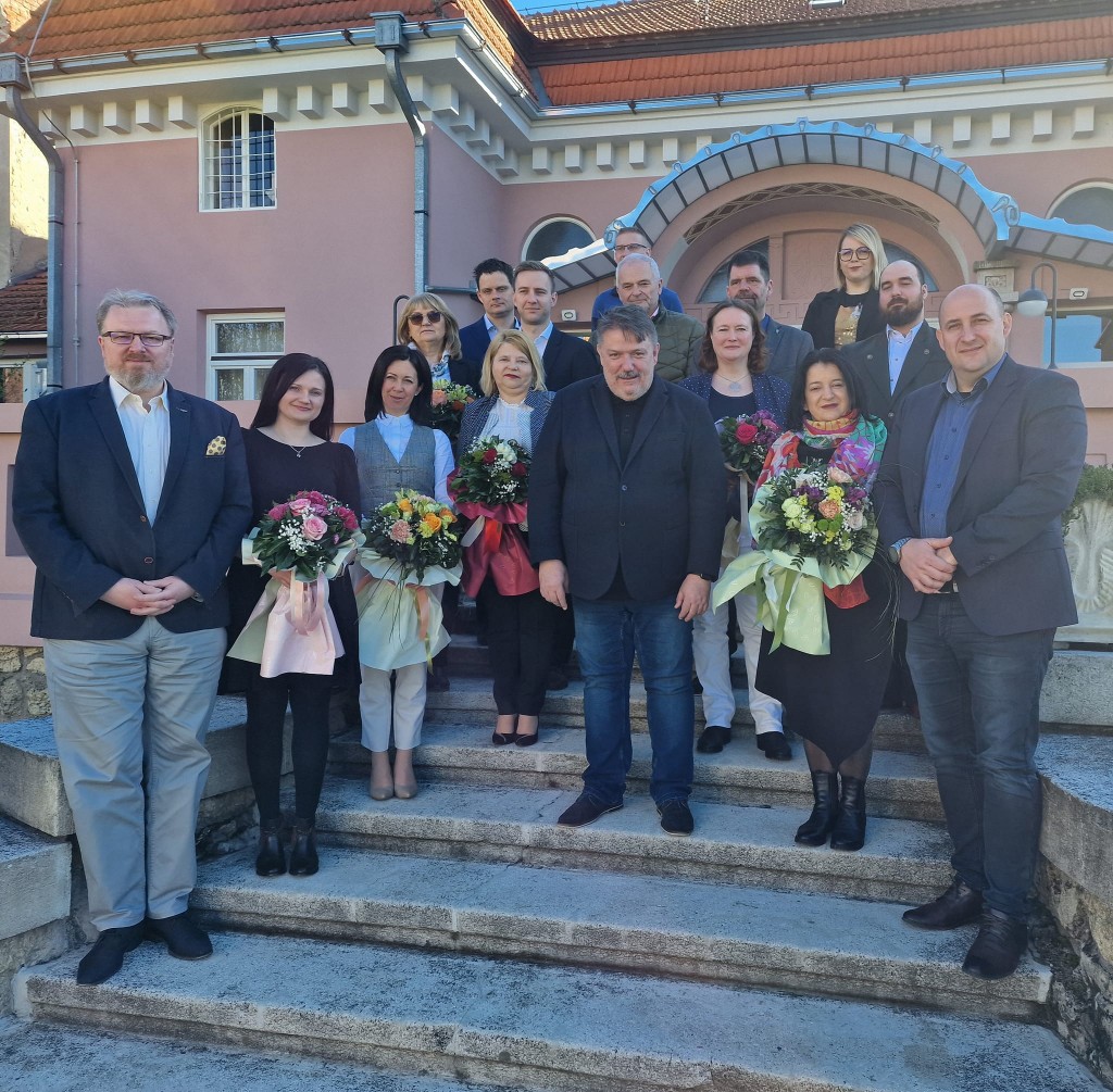 338358179_212370868040738_6856562362986156323_n