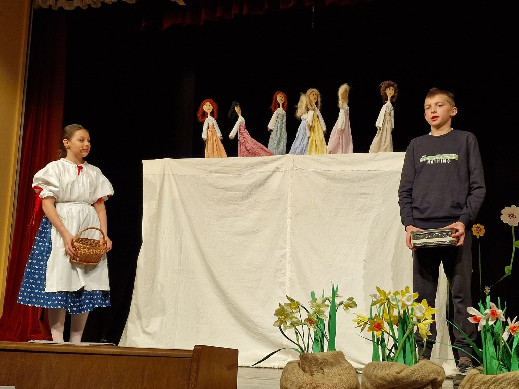 339980890_2077621899094079_1922962724339917970_n