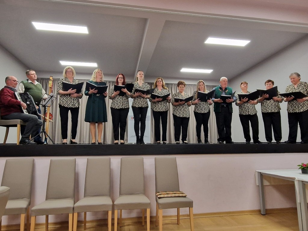 429902201_7537516716311097_5549145702284045686_n