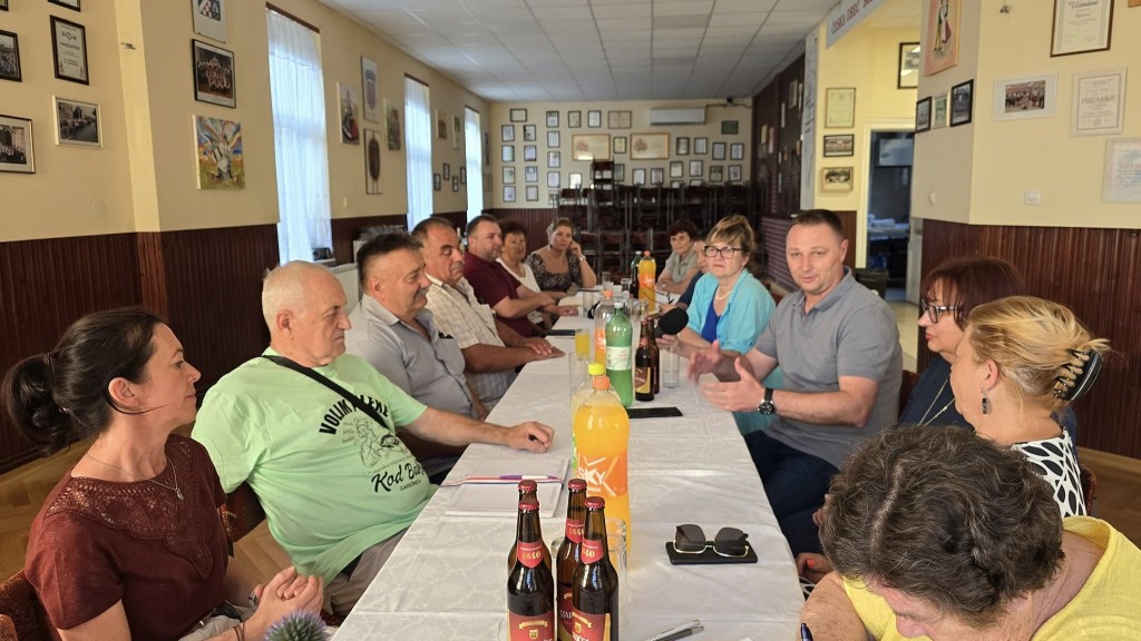 512665462_24188515087451331_7938992551289877421_n