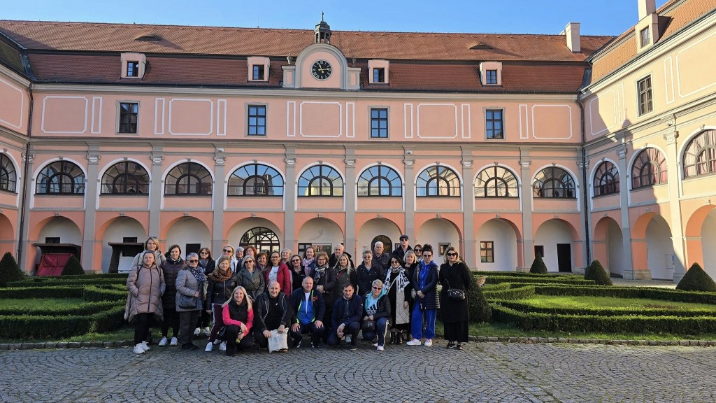 579086272_25364300449872783_6282158699135204919_n