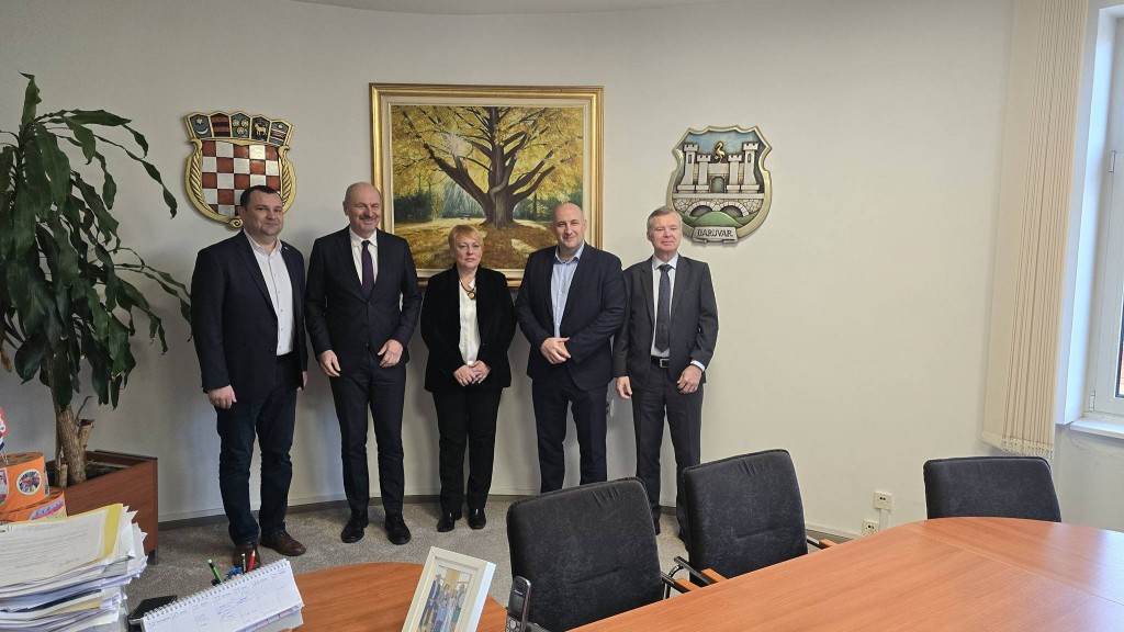 621342717_26009742048661950_8420023229206984578_n